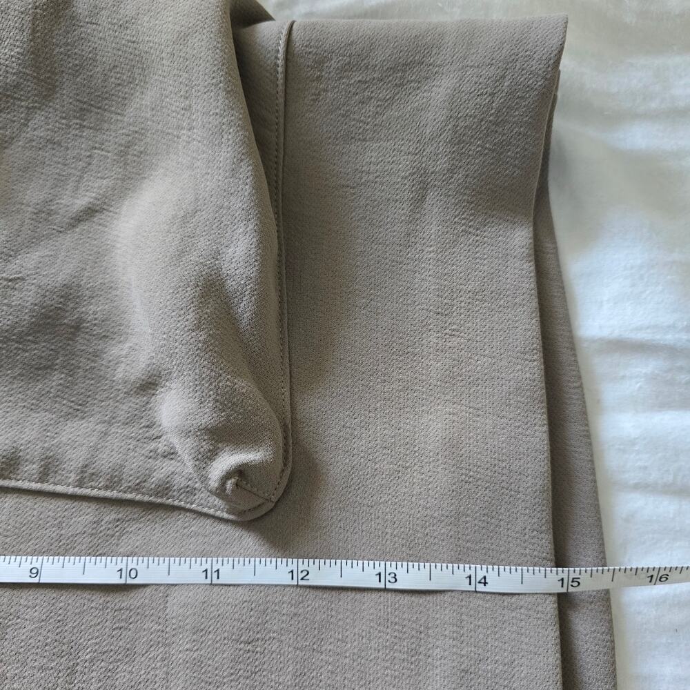 Aritzia Wilfred Astral Cargo High Waisted Micro Crepe Mini Skirt Nomad Taupe 8 - Picture 8 of 8